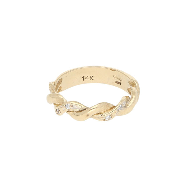 Anillo trenzado con sintéticos en oro amarillo 14 kilates.