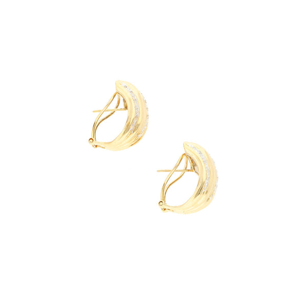 Aretes diseño especial con diamantes en oro amarillo 14 kilates.