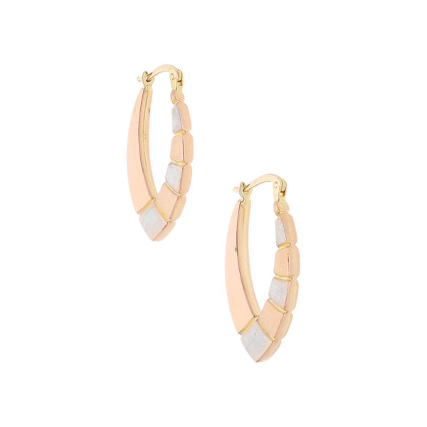 Arracadas diseño especial en oro rosa 14 kilates.