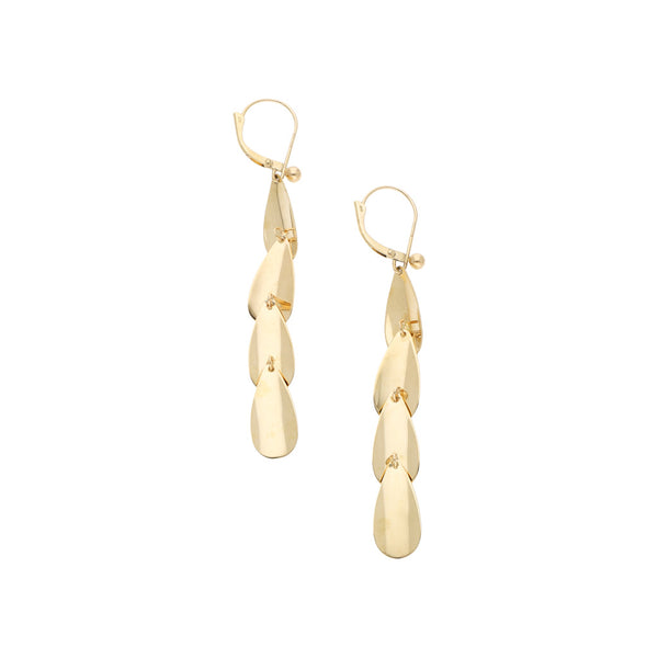 Aretes laminados colgantes en oro amarillo 14 kilates.