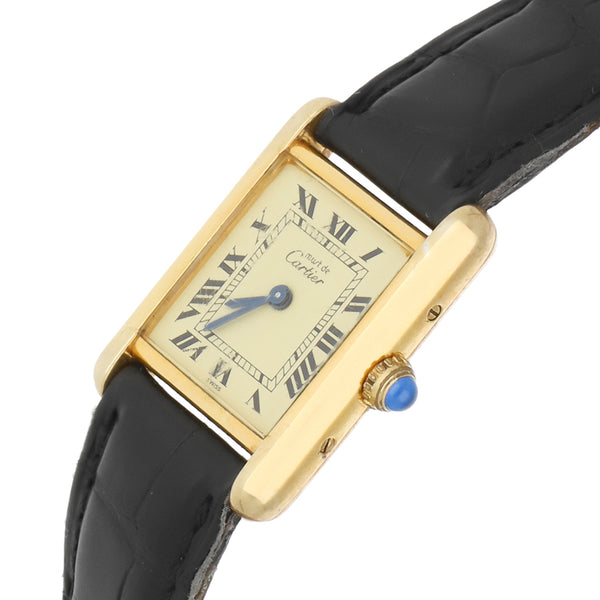 Reloj Cartier para dama modelo Tank Quartz.