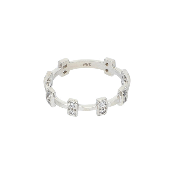 Anillo diseño especial con sintéticos en oro blanco 14 kilates.