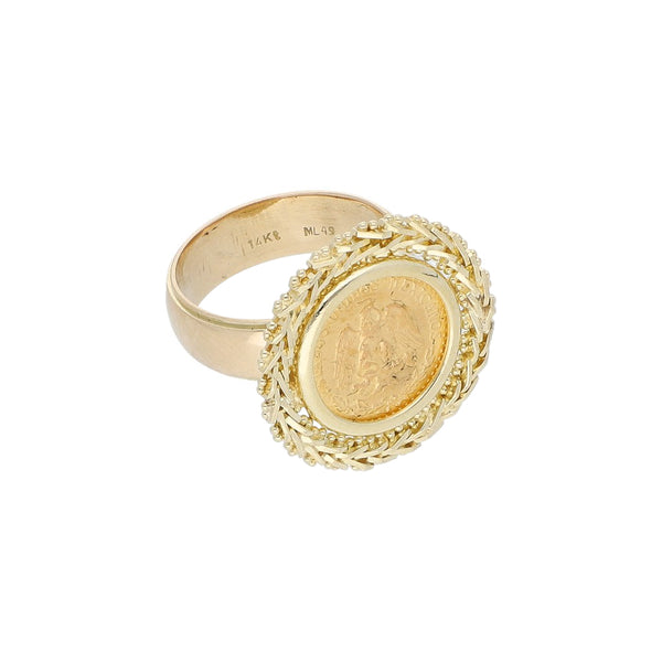 Anillo boleado con aplicación moneda de dos pesos oro mexicano 21.6 kilates en oro amarillo 14 kilates.