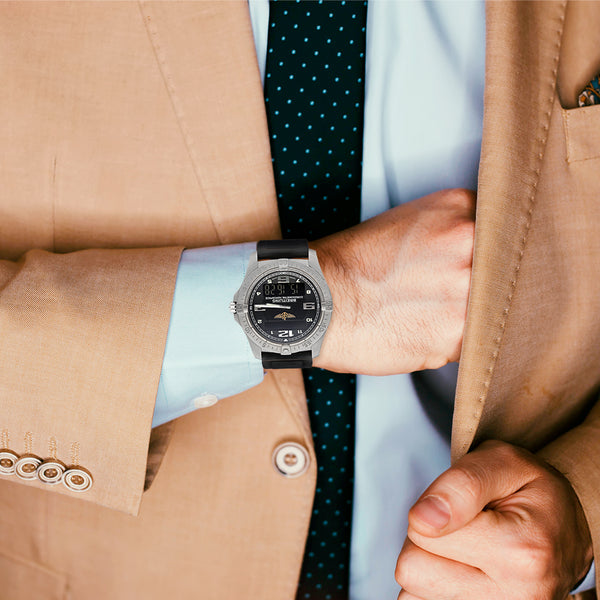 Reloj Breitling para caballero modelo Aerospace Avantage.