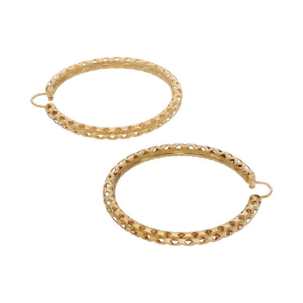 Arracadas caladas en oro amarillo 18 kilates.