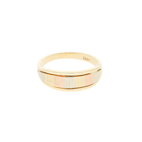 Anillo diseño especial en oro tres tonos 14 kilates.
