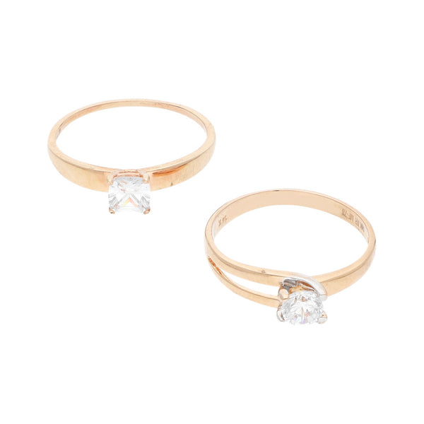 Dos anillos de compromiso con sintéticos en oro rosa 14 kilates.