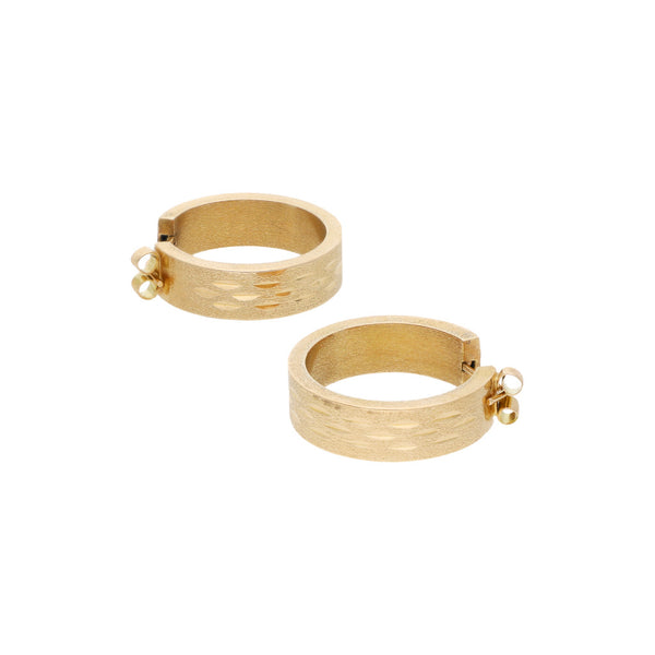 Arracadas huecas en oro amarillo 16 kilates.