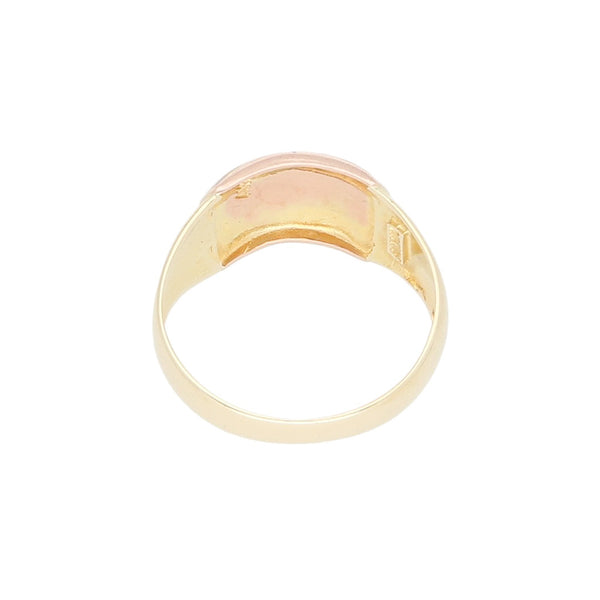 Anillo diseño especial en oro amarillo 14 kilates.