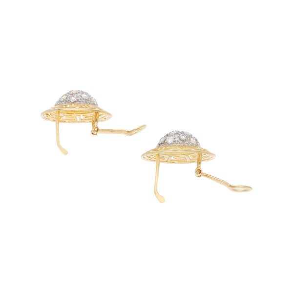 Juego de anillo y aretes calados con sintéticos en oro amarillo 14 kilates.