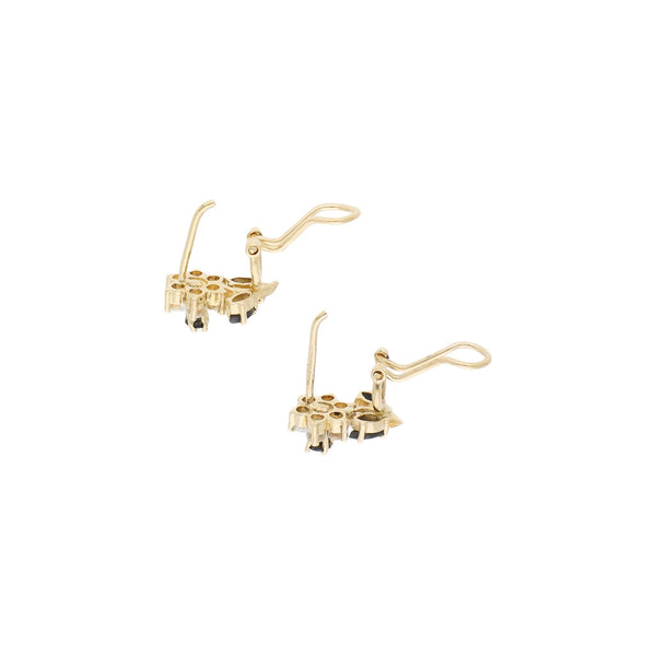 Aretes diseño especial motivo flor con sintéticos en oro amarillo 14 kilates.