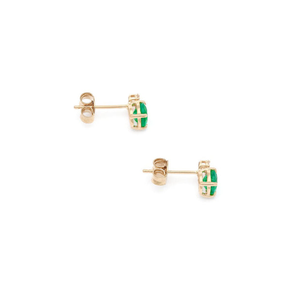 Aretes diseño especial con diamantes y esmeralda en oro amarillo 14 kilates.