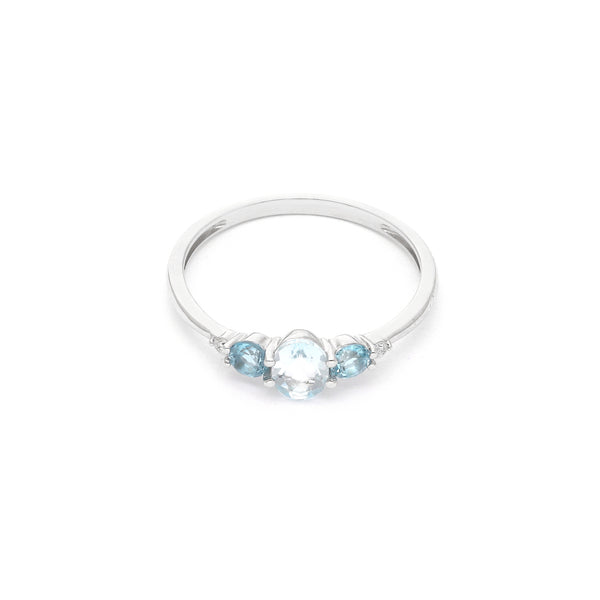 Anillo diseño especial con circonias y topacios en oro blanco 14 kilates.