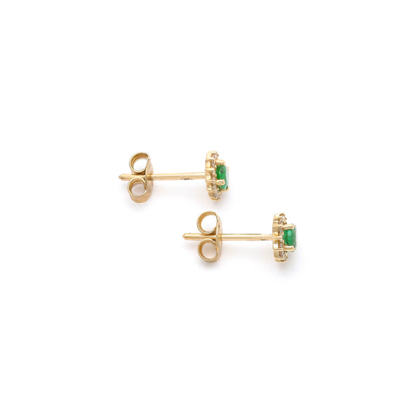 Aretes diseño especial con diamantes y esmeraldas en oro amarillo 14 kilates.
