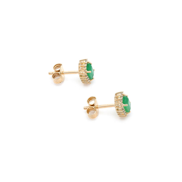 Aretes diseño especial con diamantes y esmeraldas en oro amarillo 14 kilates.