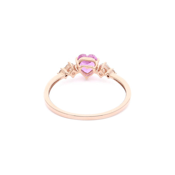 Anillo diseño especial con diamantes y zafiro rosa en oro rosa 14 kilates.