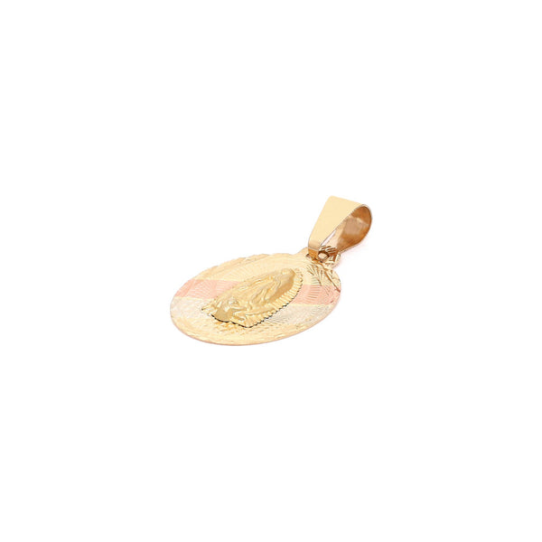 Medalla facetada motivo Virgen de Guadalupe en oro amarillo 14 kilates.