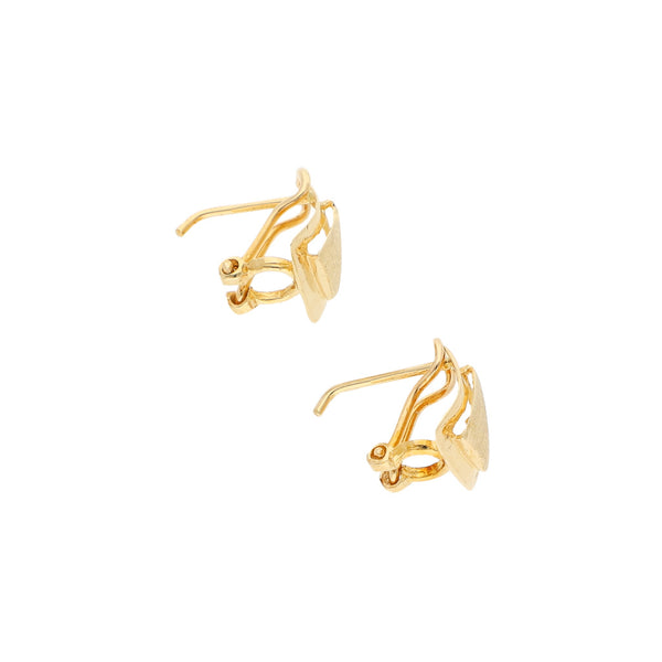Artes estilizados motivo triangulo en oro amarillo 14 kilates.
