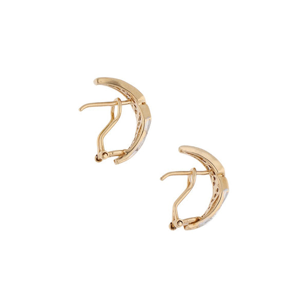 Aretes diseño especial con sintéticos en oro amarillo 14 kilates.