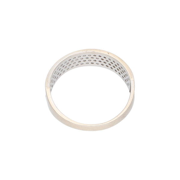 Anillo diseño especial con sintéticos en oro blanco 14 kilates.