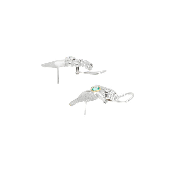 Aretes diseño especial con diamantes y sintéticos en oro blanco 18 kilates.