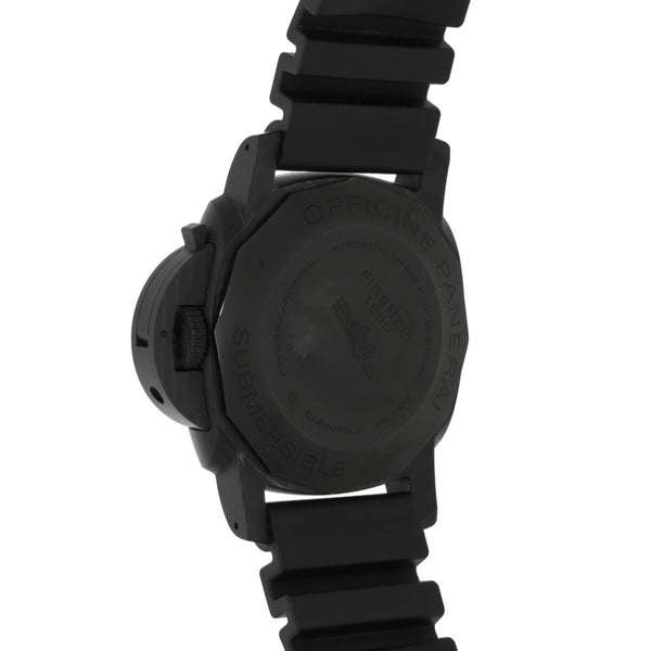 Reloj Panerai para caballero modelo Luminor Submersible.