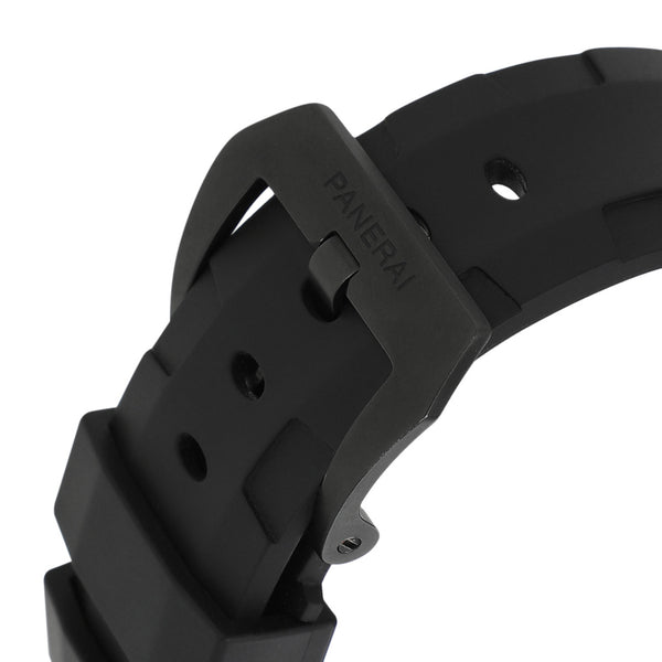 Reloj Panerai para caballero modelo Luminor Submersible.