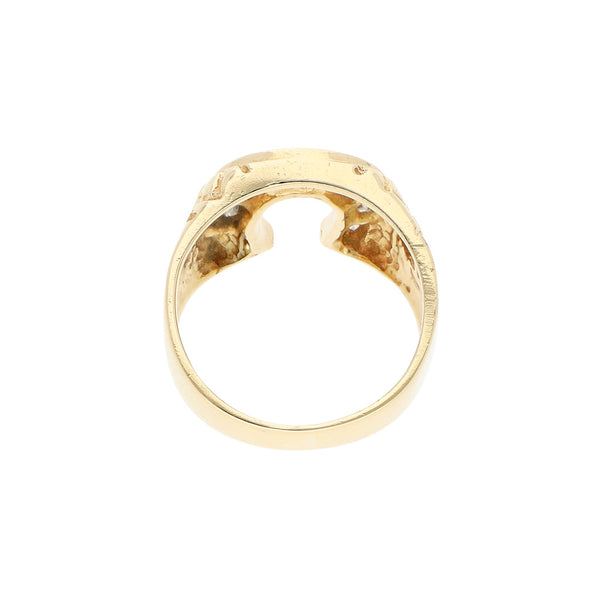 Anillo barroco con circonias motivo herradura en oro amarillo 14 kilates.
