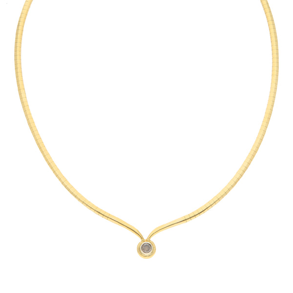 Gargantilla eslabón panza de víbora con aplicación de diamante en oro dos tonos 18 kilates.