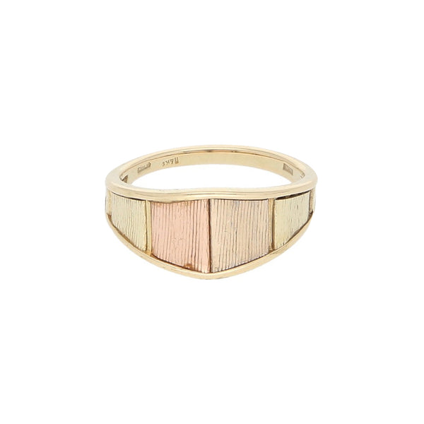 Anillo diseño especial en oro tres tonos 14 kilates.