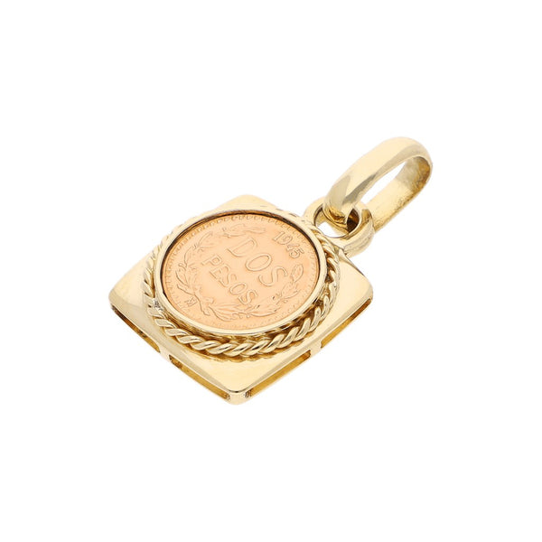 Dije diseño especial con una moneda de dos pesos oro mexicano 21.6 kilates en oro amarillo 14 kilates.