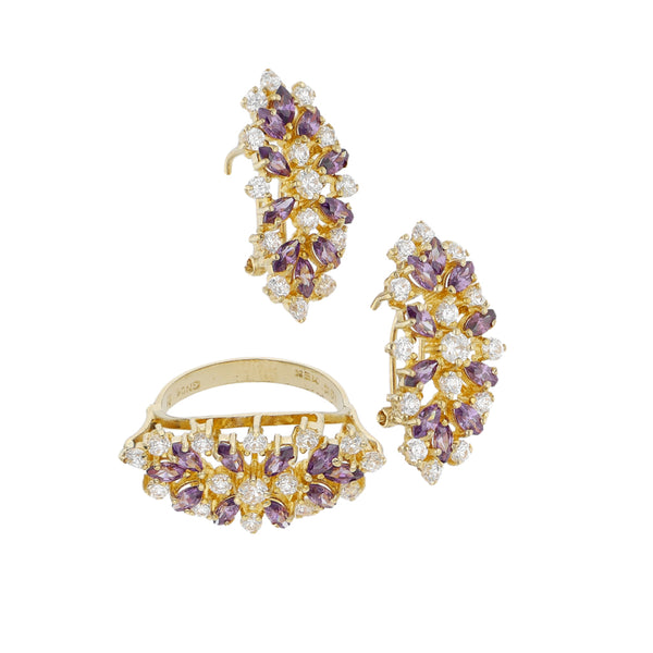 Juego de anillo y aretes diseño especial con sintéticos en oro amarillo 14 kilates.