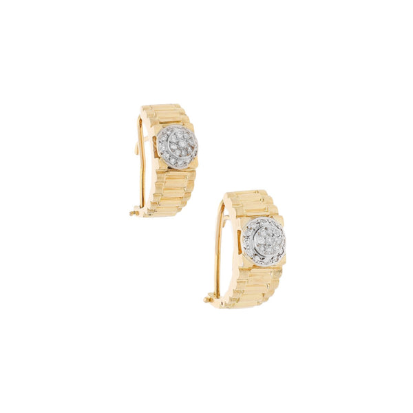 Aretes diseño especial con diamantes en oro amarillo 18 kilates.