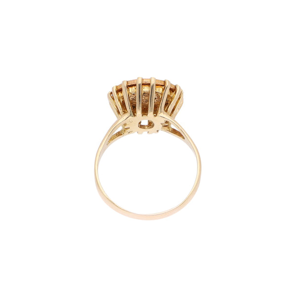 Anillo diseño especial con una moneda de dos pesos oro mexicano 21.6 kilates en oro amarillo 14 kilates.