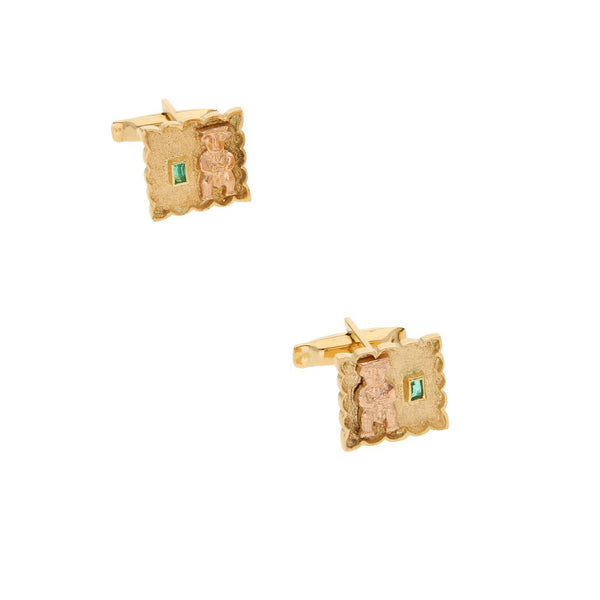 Mancuernillas diseño especial con sintéticos en oro dos tonos 14 kilates.