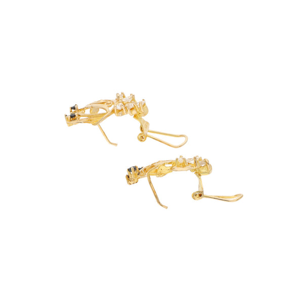 Aretes calados con sintéticos en oro amarillo 14 kialtes.