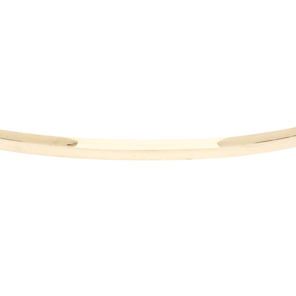 Cuatro pulseras de arillo lisas en oro amarillo 14 kilates.