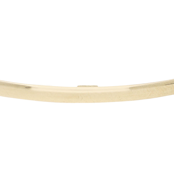 Dos pulseras de arillo laminadas en oro amarillo 14 kilates.