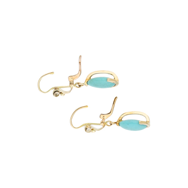Aretes diseño especial con sintético en oro amarillo 14 kilates.