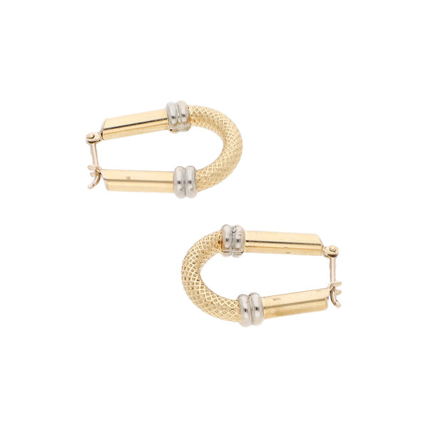 Arracadas diseño especial en oro amarillo 14 kilates.