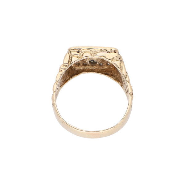 Anillo barroco con diamantes y zafiro en oro amarillo 14 kilates.