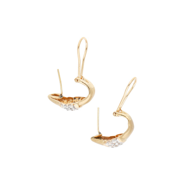 Juego de anillo y aretes diseño especial con sintéticos en oro amarillo 14 kilates.