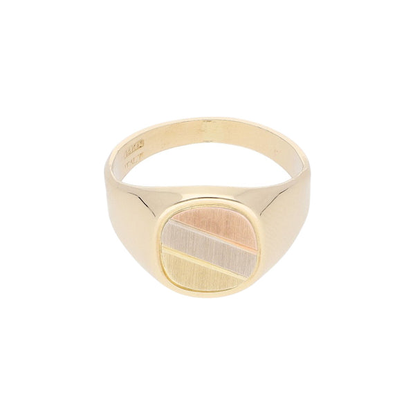 Anillo tipo sello en oro amarillo 14 kilates.