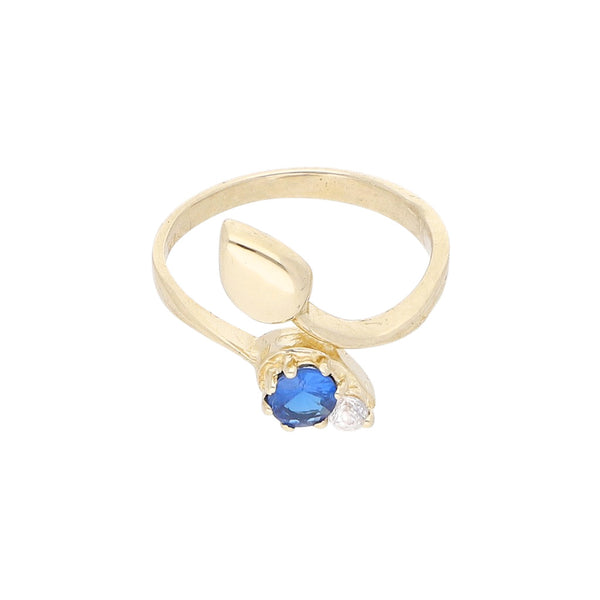 Anillo diseño especial con sintéticos en oro amarillo 14 kilates.