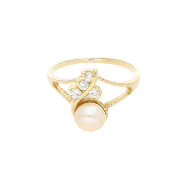 Anillo calado con perla y sintéticos en oro amarillo 14 kilates.