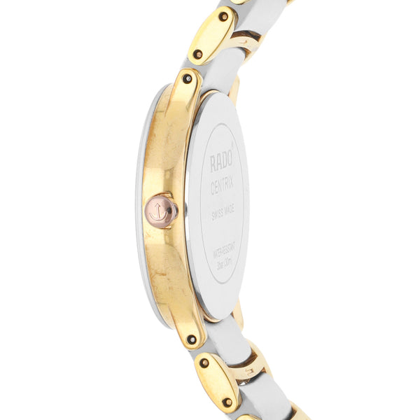 Reloj Rado para dama modelo Centrix.