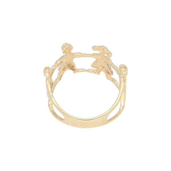 Anillo diseño especial motivo niños en oro amarillo 14 kilates.