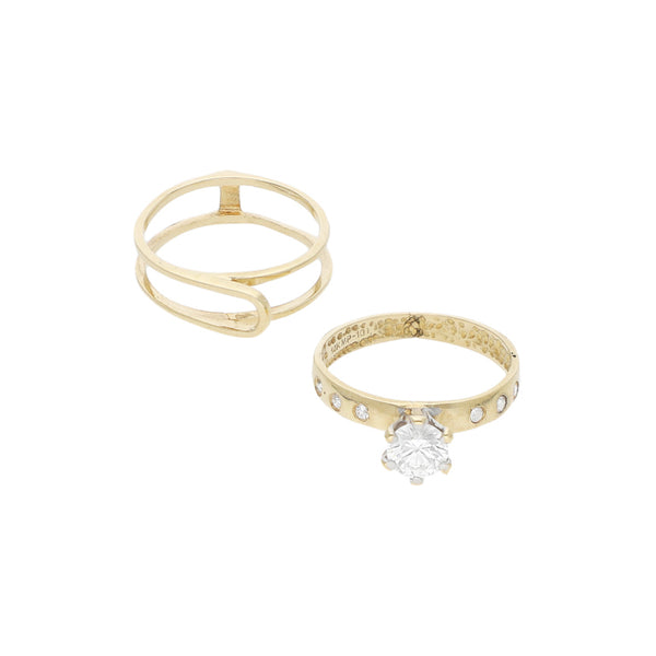 Anillo de compromiso de dos piezas con sintéticos en oro amarillo 14 kilates.