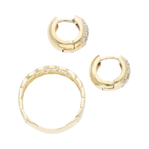 Anillo y arracadas diseño especial con sintéticos en oro amarillo 14 kilates.