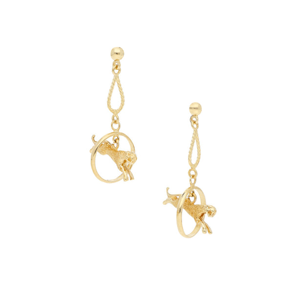 Broqueles diseño especial con colgantes motivo pantera en oro amarillo 14 kilates.